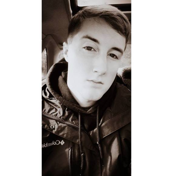 Meet your Posher, Daniel - Picture 1 of 1